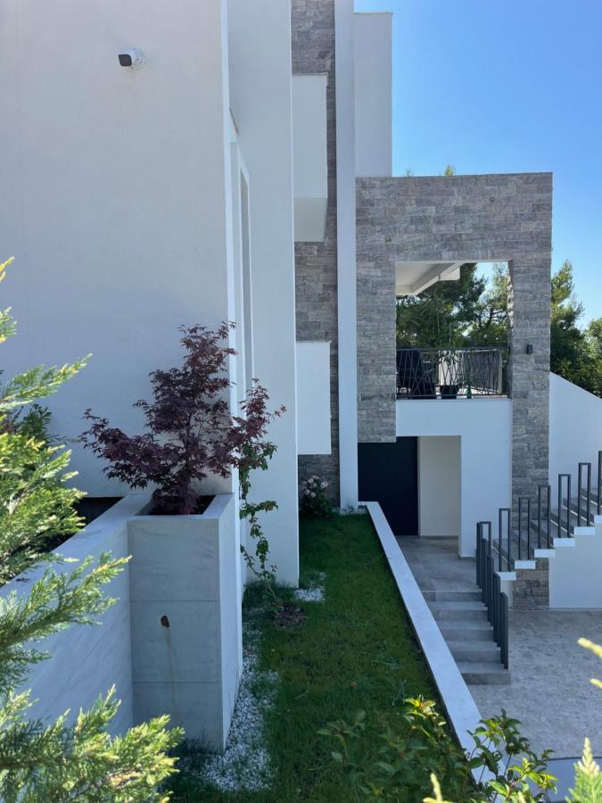 Villa Pine Бар Екстер'єр фото