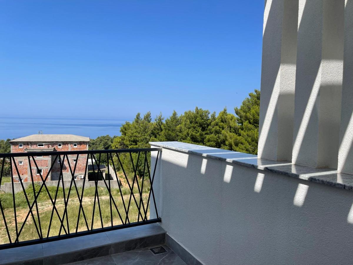 Villa Pine Бар Екстер'єр фото